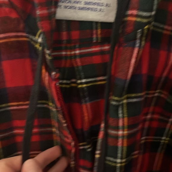 LLBean zip up flannel - Picture 3 of 10